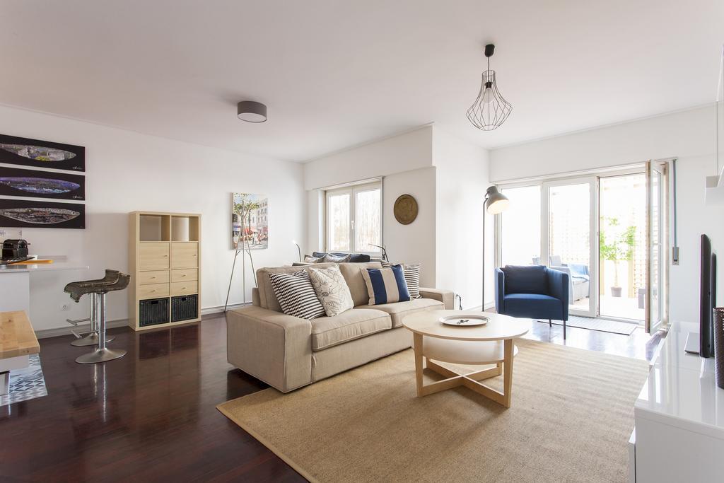 Joivy Superb 1-Bed Apt With Workspace And Terrace, Close To Avenida Da Liberdade Lisboa المظهر الخارجي الصورة
